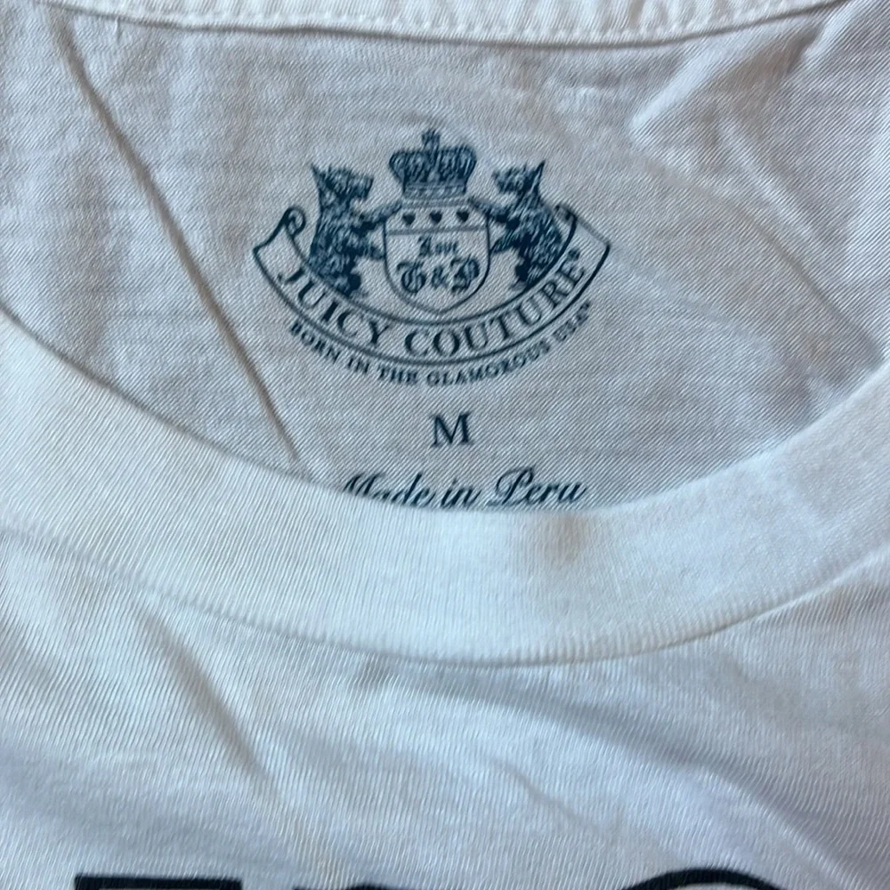 NWOT Juicy Couture Logo Foil T Shirt - Picture 3 of 4